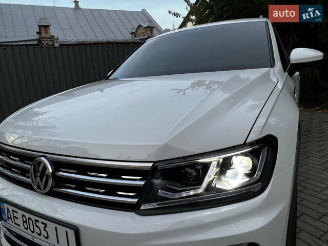 Белый Фольксваген Тигуан, объемом двигателя 1.98 л и пробегом 55 тыс. км за 27999 $, фото 34 на Automoto.ua