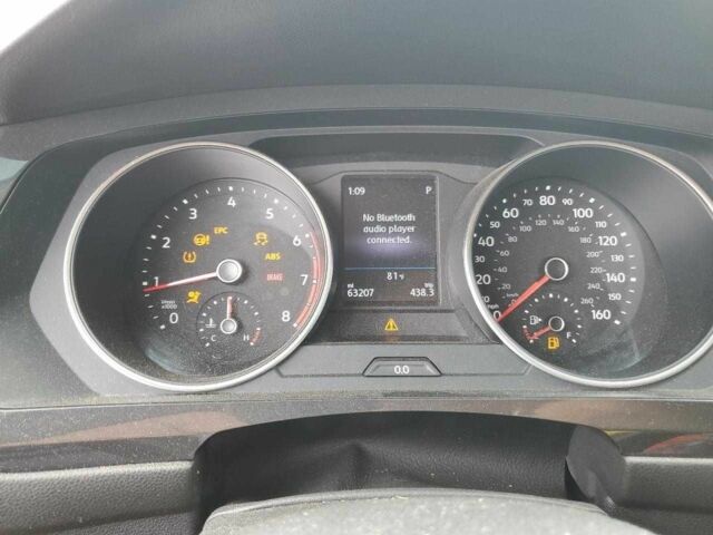 Белый Фольксваген Тигуан, объемом двигателя 0 л и пробегом 63 тыс. км за 3800 $, фото 8 на Automoto.ua