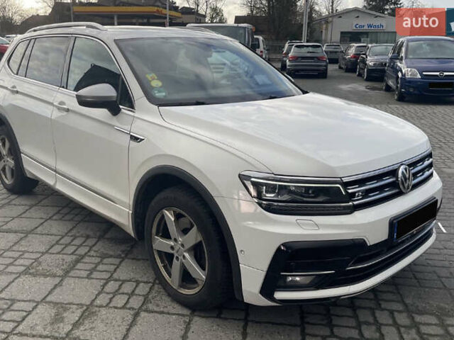 Белый Фольксваген Тигуан, объемом двигателя 1.98 л и пробегом 234 тыс. км за 32500 $, фото 7 на Automoto.ua