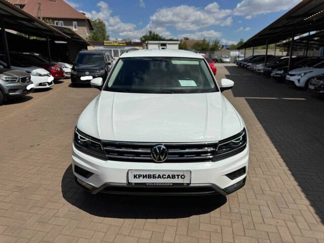Білий Фольксваген Тігуан, об'ємом двигуна 2 л та пробігом 105 тис. км за 19500 $, фото 1 на Automoto.ua