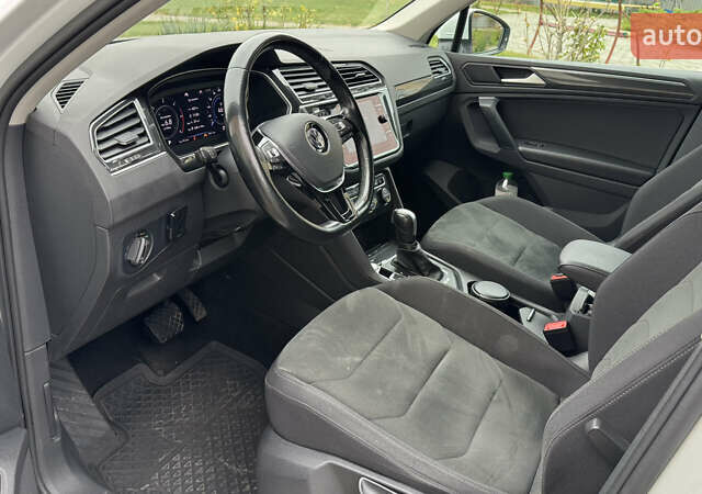 Білий Фольксваген Тігуан, об'ємом двигуна 1.97 л та пробігом 100 тис. км за 28500 $, фото 12 на Automoto.ua