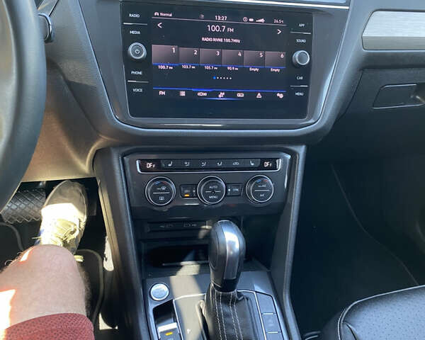 Білий Фольксваген Тігуан, об'ємом двигуна 0 л та пробігом 93 тис. км за 21500 $, фото 6 на Automoto.ua