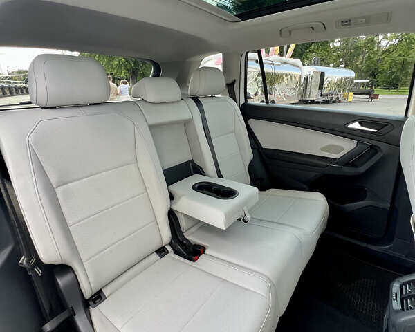 Белый Фольксваген Тигуан, объемом двигателя 2 л и пробегом 73 тыс. км за 22999 $, фото 15 на Automoto.ua