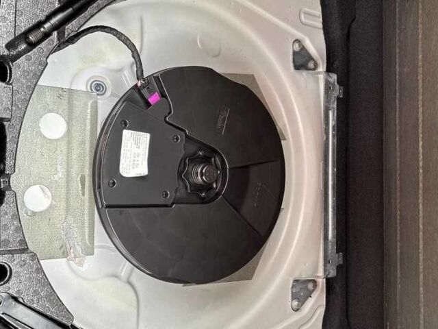 Белый Фольксваген Тигуан, объемом двигателя 2 л и пробегом 38 тыс. км за 18150 $, фото 12 на Automoto.ua