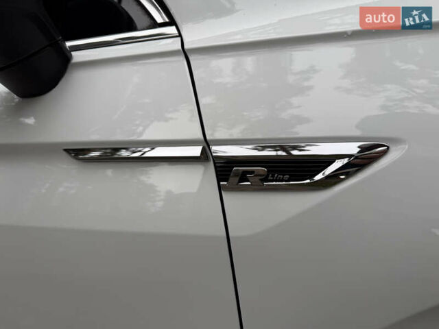 Белый Фольксваген Тигуан, объемом двигателя 2 л и пробегом 245 тыс. км за 28800 $, фото 16 на Automoto.ua