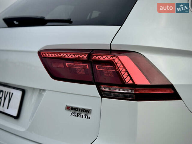 Білий Фольксваген Тігуан, об'ємом двигуна 2 л та пробігом 186 тис. км за 29999 $, фото 29 на Automoto.ua