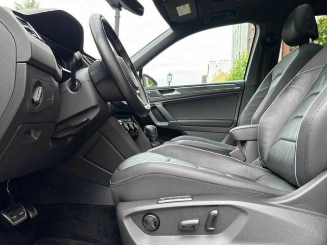 Белый Фольксваген Тигуан, объемом двигателя 2 л и пробегом 38 тыс. км за 18150 $, фото 6 на Automoto.ua