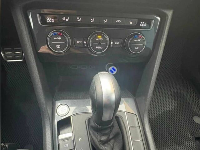 Белый Фольксваген Тигуан, объемом двигателя 2 л и пробегом 143 тыс. км за 19999 $, фото 8 на Automoto.ua