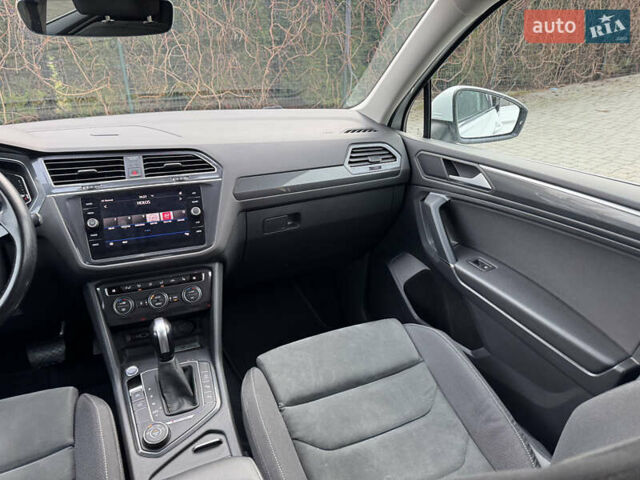 Білий Фольксваген Тігуан, об'ємом двигуна 2 л та пробігом 186 тис. км за 29999 $, фото 40 на Automoto.ua