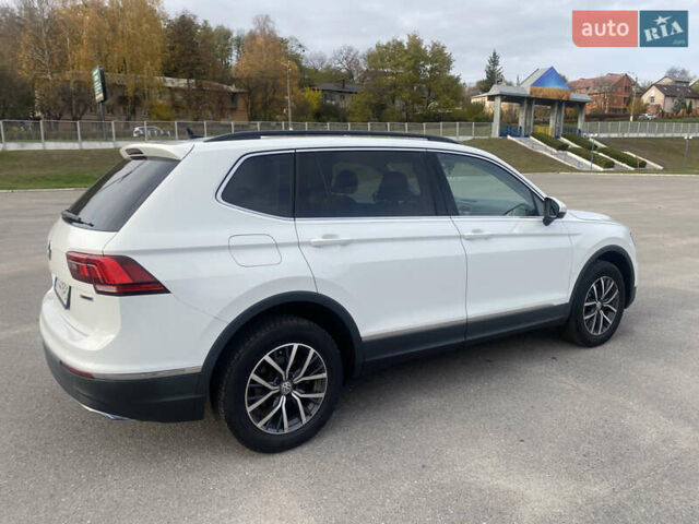 Белый Фольксваген Тигуан, объемом двигателя 1.98 л и пробегом 87 тыс. км за 19500 $, фото 3 на Automoto.ua