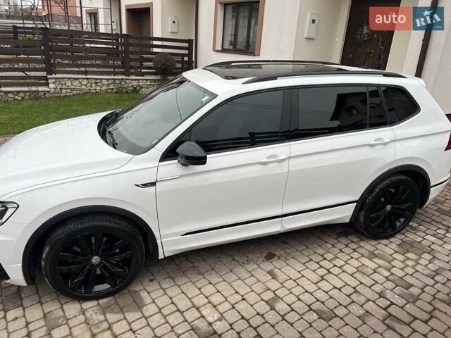 Белый Фольксваген Тигуан, объемом двигателя 1.98 л и пробегом 127 тыс. км за 26200 $, фото 7 на Automoto.ua
