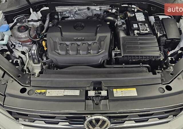 Белый Фольксваген Тигуан, объемом двигателя 1.98 л и пробегом 187 тыс. км за 21900 $, фото 44 на Automoto.ua