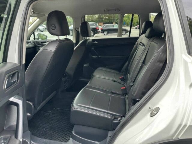 Белый Фольксваген Тигуан, объемом двигателя 2 л и пробегом 42 тыс. км за 6900 $, фото 9 на Automoto.ua