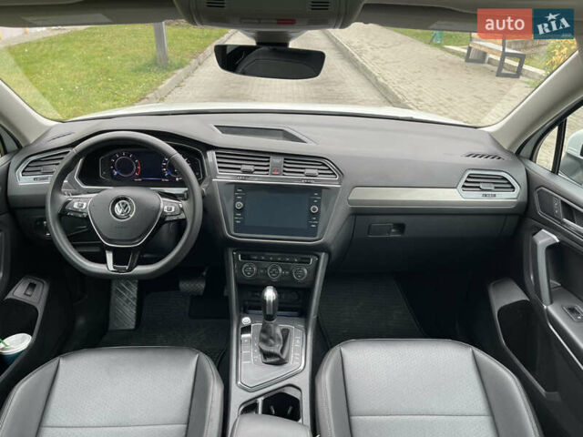 Белый Фольксваген Тигуан, объемом двигателя 0 л и пробегом 76 тыс. км за 22700 $, фото 16 на Automoto.ua