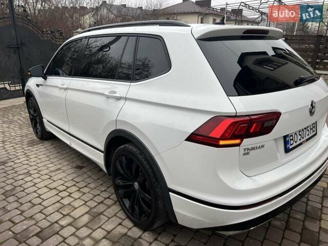 Белый Фольксваген Тигуан, объемом двигателя 1.98 л и пробегом 127 тыс. км за 26200 $, фото 9 на Automoto.ua