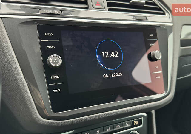 Білий Фольксваген Тігуан, об'ємом двигуна 1.97 л та пробігом 100 тис. км за 28500 $, фото 9 на Automoto.ua