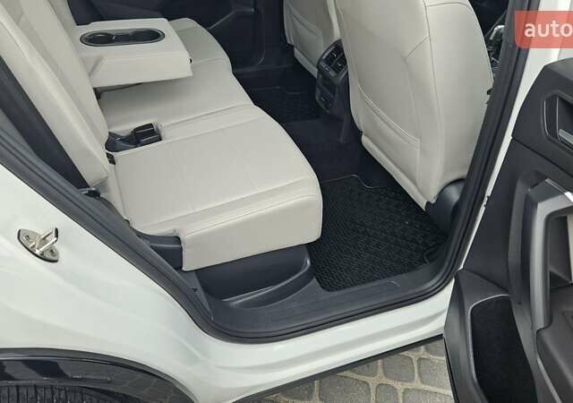 Белый Фольксваген Тигуан, объемом двигателя 1.98 л и пробегом 187 тыс. км за 21900 $, фото 34 на Automoto.ua