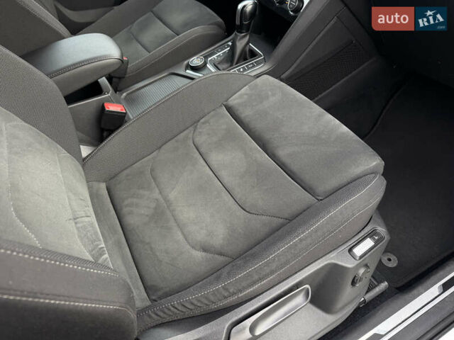 Білий Фольксваген Тігуан, об'ємом двигуна 2 л та пробігом 186 тис. км за 29999 $, фото 35 на Automoto.ua