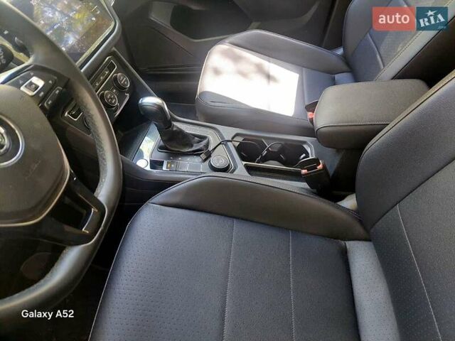 Білий Фольксваген Тігуан, об'ємом двигуна 1.98 л та пробігом 150 тис. км за 18300 $, фото 9 на Automoto.ua