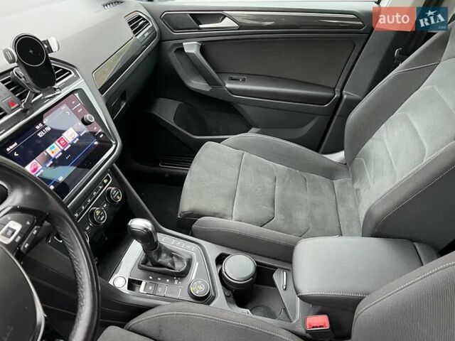 Белый Фольксваген Тигуан, объемом двигателя 1.97 л и пробегом 43 тыс. км за 26900 $, фото 38 на Automoto.ua