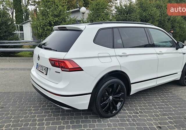 Белый Фольксваген Тигуан, объемом двигателя 1.98 л и пробегом 187 тыс. км за 21900 $, фото 4 на Automoto.ua