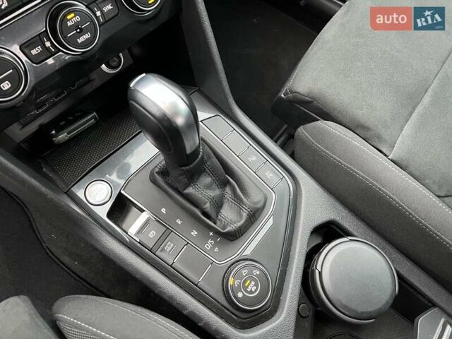 Белый Фольксваген Тигуан, объемом двигателя 1.97 л и пробегом 43 тыс. км за 26900 $, фото 54 на Automoto.ua