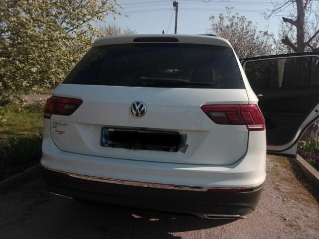 Білий Фольксваген Тігуан, об'ємом двигуна 2 л та пробігом 50 тис. км за 26500 $, фото 1 на Automoto.ua