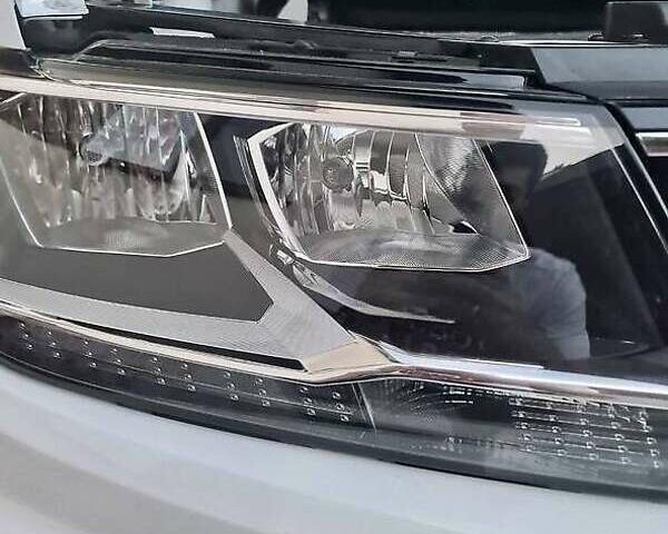 Белый Фольксваген Тигуан, объемом двигателя 2 л и пробегом 79 тыс. км за 17000 $, фото 8 на Automoto.ua