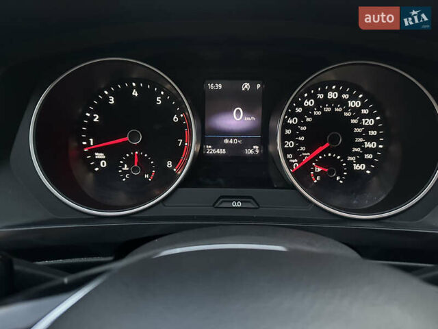 Білий Фольксваген Тігуан, об'ємом двигуна 1.98 л та пробігом 227 тис. км за 15999 $, фото 49 на Automoto.ua