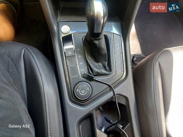 Білий Фольксваген Тігуан, об'ємом двигуна 1.98 л та пробігом 150 тис. км за 18300 $, фото 19 на Automoto.ua