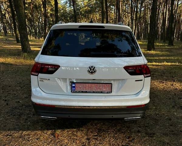 Белый Фольксваген Тигуан, объемом двигателя 1.98 л и пробегом 72 тыс. км за 23000 $, фото 13 на Automoto.ua