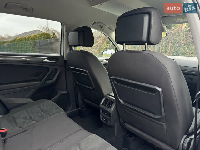 Білий Фольксваген Тігуан, об'ємом двигуна 2 л та пробігом 186 тис. км за 29999 $, фото 43 на Automoto.ua