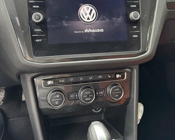 Белый Фольксваген Тигуан, объемом двигателя 1.97 л и пробегом 76 тыс. км за 37900 $, фото 14 на Automoto.ua