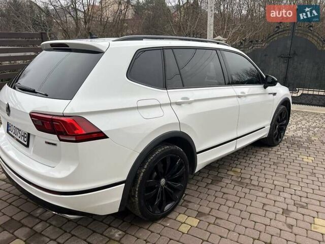 Белый Фольксваген Тигуан, объемом двигателя 1.98 л и пробегом 127 тыс. км за 26200 $, фото 4 на Automoto.ua