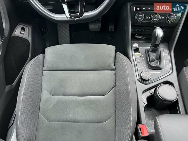 Белый Фольксваген Тигуан, объемом двигателя 1.97 л и пробегом 43 тыс. км за 26900 $, фото 33 на Automoto.ua