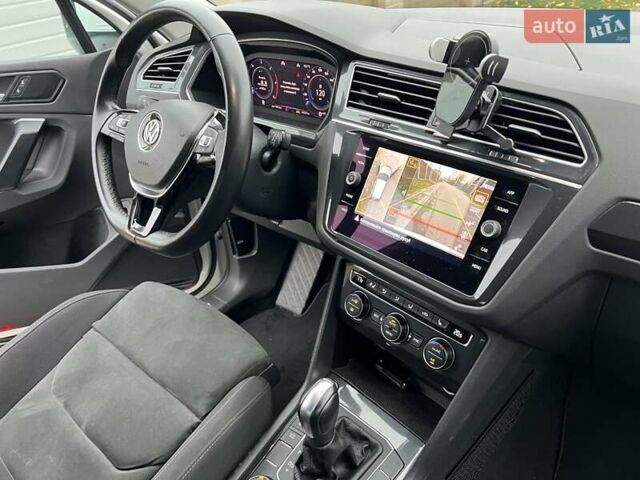 Белый Фольксваген Тигуан, объемом двигателя 1.97 л и пробегом 43 тыс. км за 26900 $, фото 47 на Automoto.ua