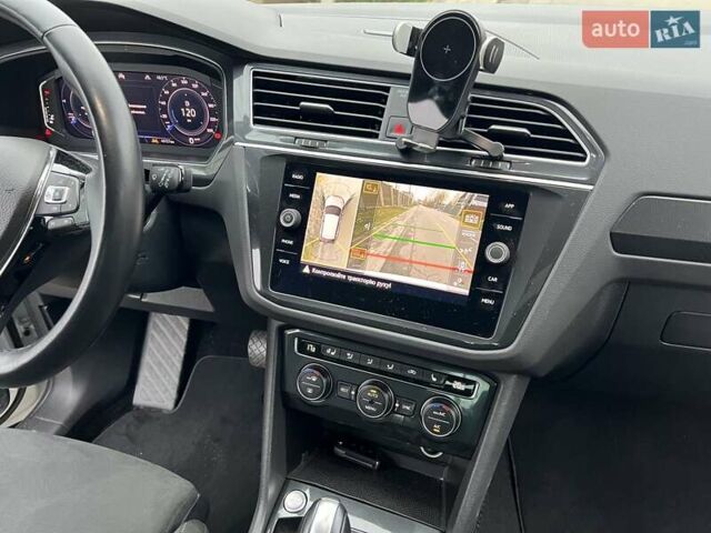 Белый Фольксваген Тигуан, объемом двигателя 1.97 л и пробегом 43 тыс. км за 26900 $, фото 44 на Automoto.ua