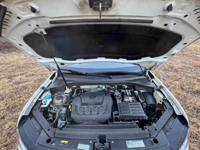 Білий Фольксваген Тігуан, об'ємом двигуна 8 л та пробігом 75 тис. км за 14999 $, фото 5 на Automoto.ua