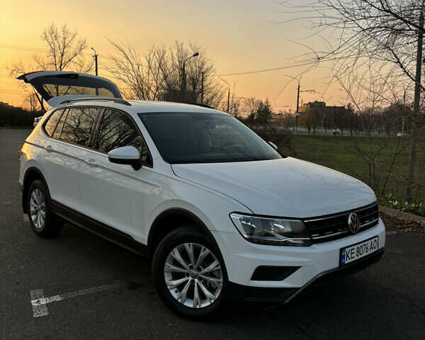 Белый Фольксваген Тигуан, объемом двигателя 1.98 л и пробегом 48 тыс. км за 18200 $, фото 1 на Automoto.ua