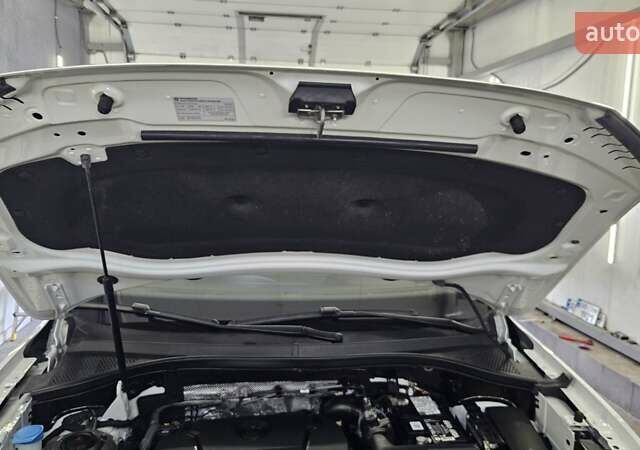 Белый Фольксваген Тигуан, объемом двигателя 1.98 л и пробегом 187 тыс. км за 21900 $, фото 45 на Automoto.ua