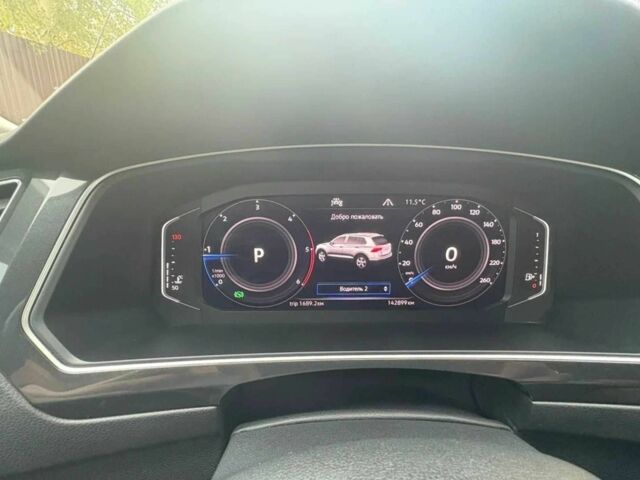 Белый Фольксваген Тигуан, объемом двигателя 2 л и пробегом 143 тыс. км за 19999 $, фото 5 на Automoto.ua