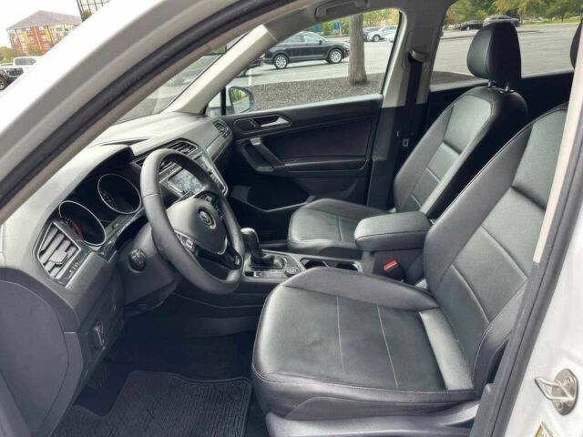 Белый Фольксваген Тигуан, объемом двигателя 2 л и пробегом 42 тыс. км за 6900 $, фото 6 на Automoto.ua