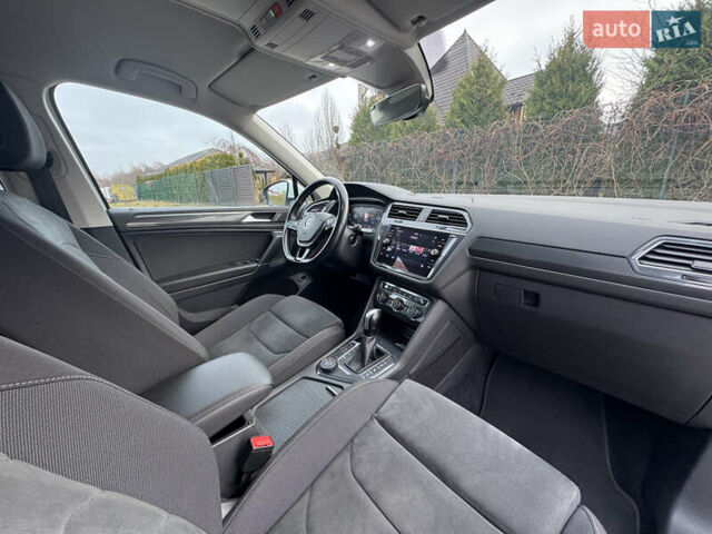 Білий Фольксваген Тігуан, об'ємом двигуна 2 л та пробігом 186 тис. км за 29999 $, фото 34 на Automoto.ua