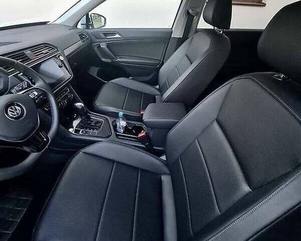 Белый Фольксваген Тигуан, объемом двигателя 2 л и пробегом 79 тыс. км за 17000 $, фото 10 на Automoto.ua