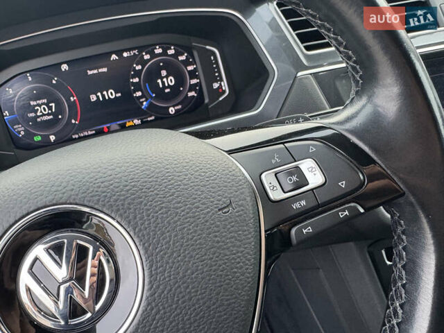 Білий Фольксваген Тігуан, об'ємом двигуна 2 л та пробігом 186 тис. км за 29999 $, фото 60 на Automoto.ua