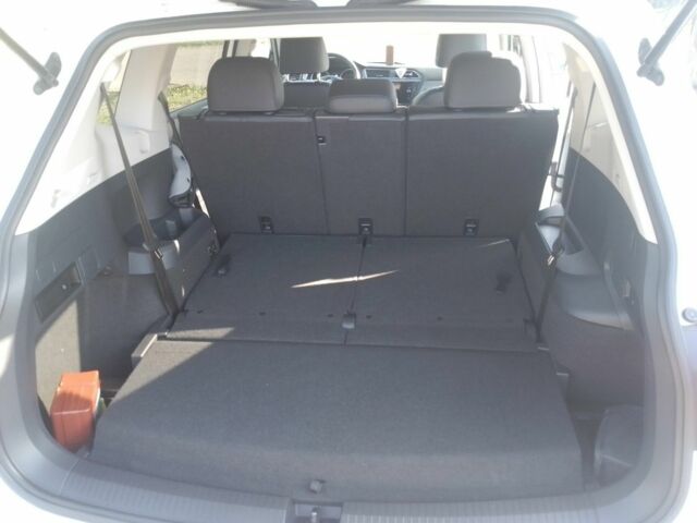 Білий Фольксваген Тігуан, об'ємом двигуна 2 л та пробігом 50 тис. км за 26500 $, фото 6 на Automoto.ua