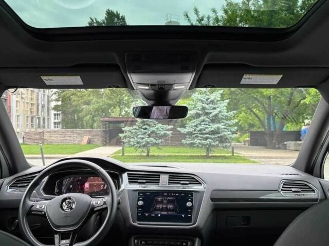 Белый Фольксваген Тигуан, объемом двигателя 2 л и пробегом 38 тыс. км за 18150 $, фото 7 на Automoto.ua