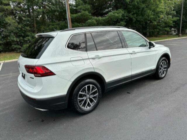 Белый Фольксваген Тигуан, объемом двигателя 2 л и пробегом 42 тыс. км за 6900 $, фото 3 на Automoto.ua