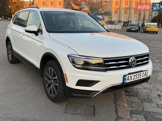 Білий Фольксваген Тігуан, об'ємом двигуна 1.98 л та пробігом 54 тис. км за 23700 $, фото 2 на Automoto.ua