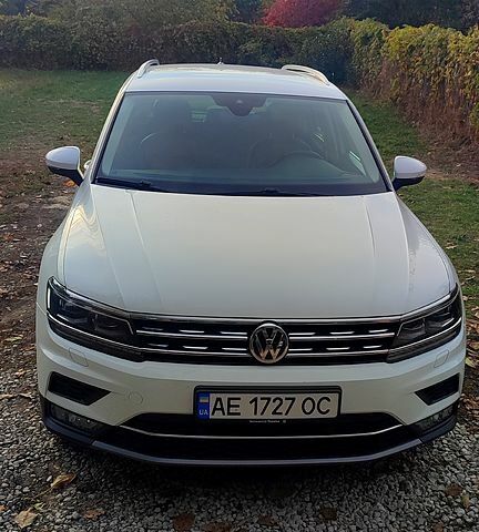 Белый Фольксваген Тигуан, объемом двигателя 2 л и пробегом 98 тыс. км за 29000 $, фото 1 на Automoto.ua